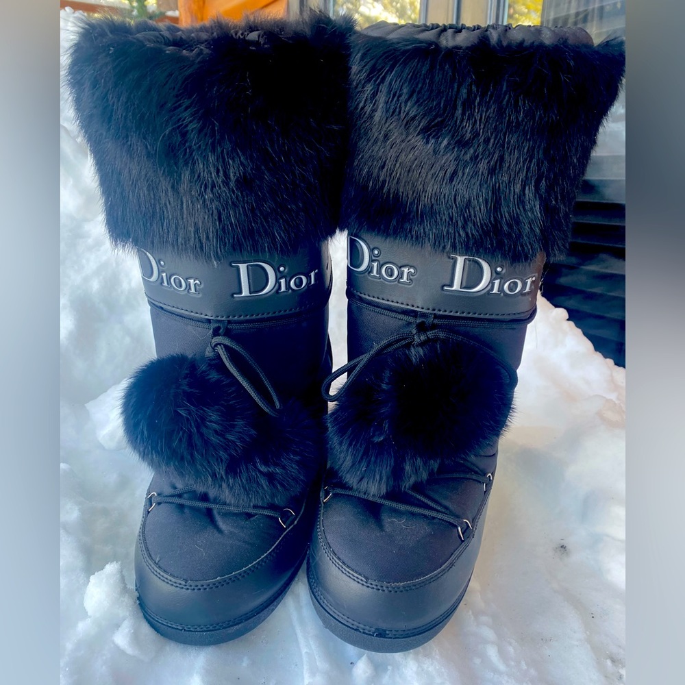 The holy grail rare DIOR black galliano fur moon boot snow shoe w/ fur tassels